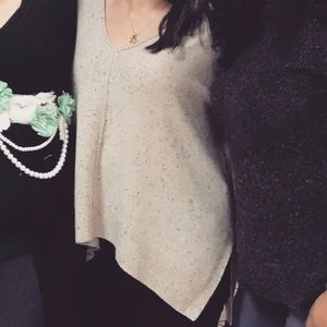 Cashmere Oversized V